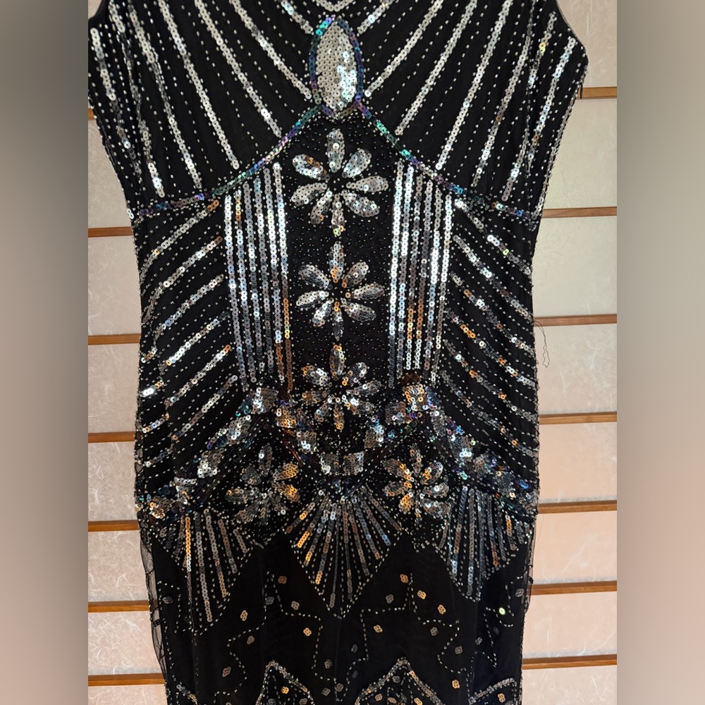 Women's 1920's Flapper Dress size M, Black with Silver Sequins - Picture 2 of 4